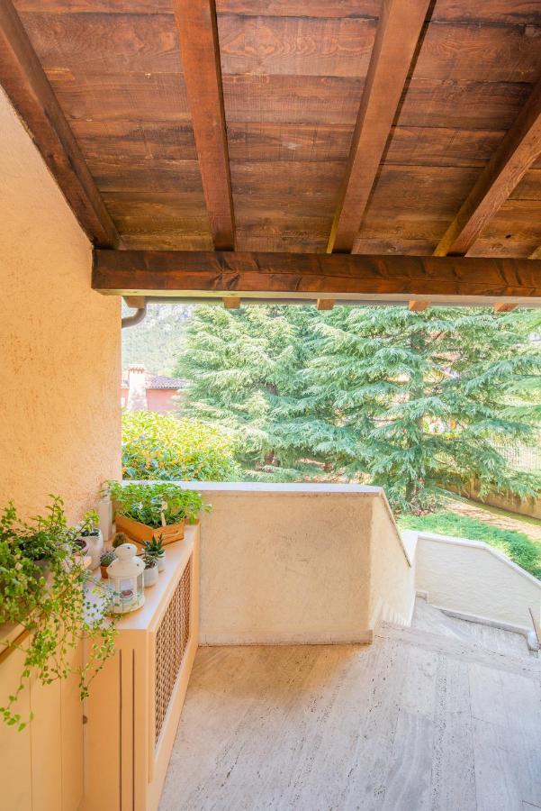 Апартаменты Sara E Melissa House Льерна Экстерьер фото